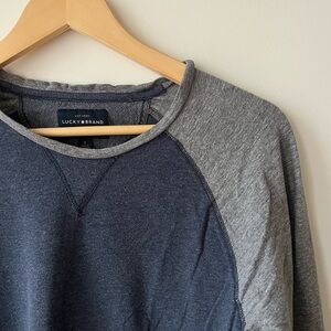 Lucky Brand Mens Saturday Stretch Shirt Size Small Raglan Vneck Long Sleeve Gray